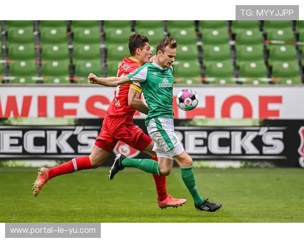 汉堡主场3-2险胜不莱梅，波尔森攻入关键球